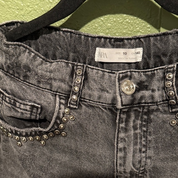 Zara Kids Black Jeans with Studded Pockets - Picture 2 of 4